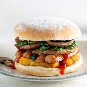 Kara Floured Baps | 6 × 8 stuks diepvries